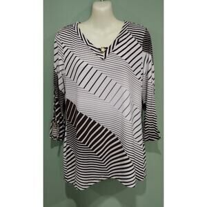 Chico's 3/4 Sleeve Tunic Top with Striped Print,‎ Brown/White, Size 0 (4)